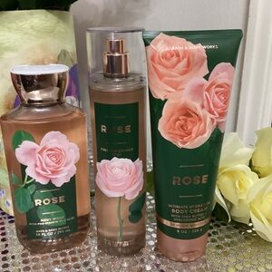 Bath and body works gift set Rose